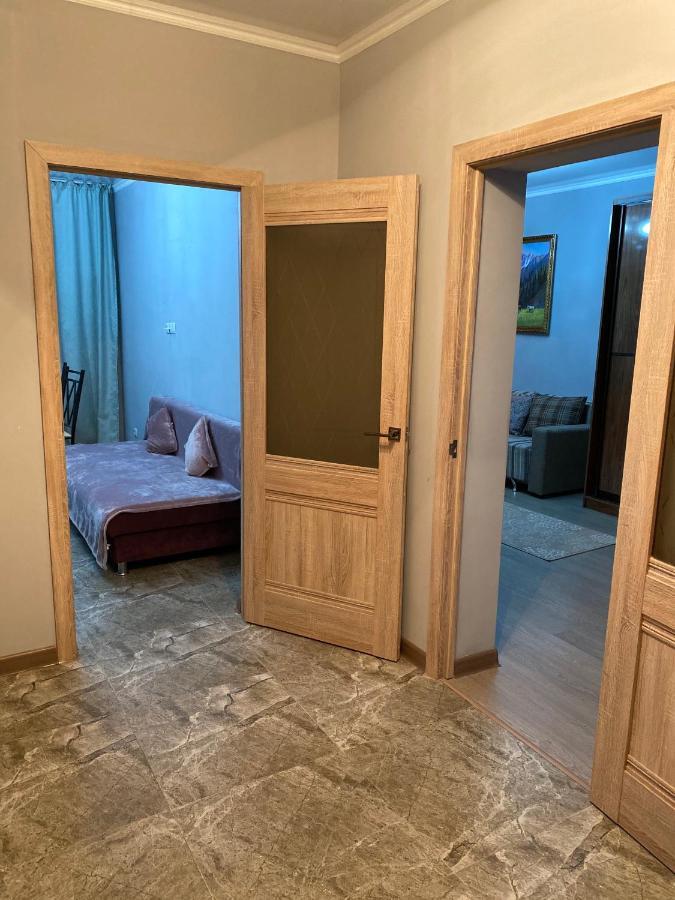 1 Ком Апартамент Аристократа В Самом Сердце Алматы Almaty Extérieur photo