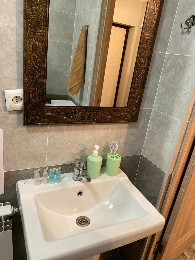 1 Ком Апартамент Аристократа В Самом Сердце Алматы Almaty Extérieur photo